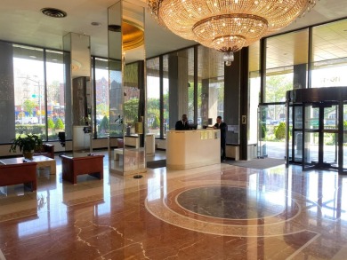 Beach Home Sale Pending in Forest Hills, New York