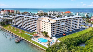 Beach Condo For Sale in Indian Shores, Florida