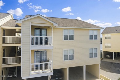 Beach Condo For Sale in Ocean Springs, Mississippi