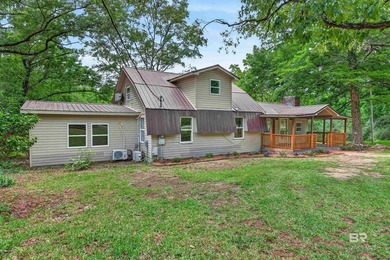 Beach Home For Sale in Robertsdale, Alabama