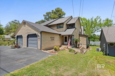 Beach Home For Sale in Daphne, Alabama