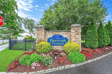 Beach Condo For Sale in Patchogue, New York