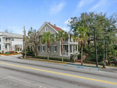 Beach Home For Sale in Beaufort, South Carolina