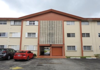 Beach Condo For Sale in Hollywood, Florida