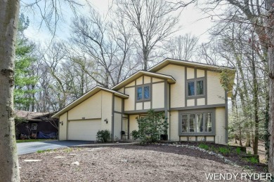 Beach Home Sale Pending in Holland, Michigan