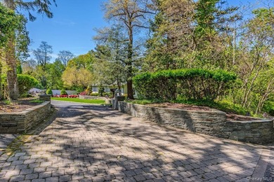 Beach Home For Sale in Port Jefferson, New York