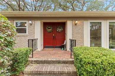 Beach Home Active Under Contract in Tallahassee, Florida