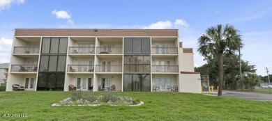 Beach Condo For Sale in Biloxi, Mississippi