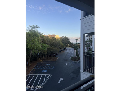 Beach Condo For Sale in Hilton Head Island, South Carolina