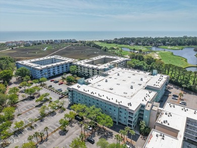 Beach Condo For Sale in Hilton Head Island, South Carolina