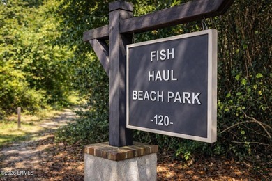 Beach Condo For Sale in Hilton Head Island, South Carolina