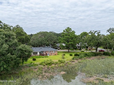 Beach Home For Sale in Port Royal, South Carolina