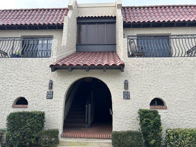 Beach Condo For Sale in Indian River Shores, Florida