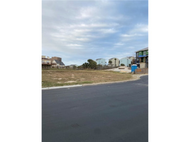 Beach Lot Sale Pending in Port Aransas, Texas