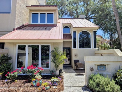 Beach Condo For Sale in Hilton Head Island, South Carolina