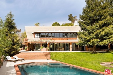 Beach Home For Sale in Pacific Palisades, California