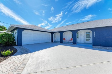 Beach Home Sale Pending in Bradenton, Florida