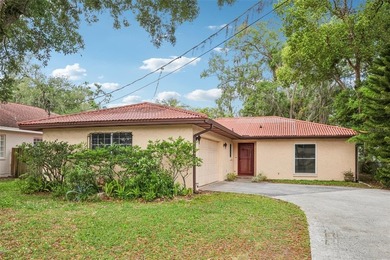 Beach Home For Sale in Tampa, Florida