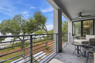 Beach Condo For Sale in Hilton Head Island, South Carolina