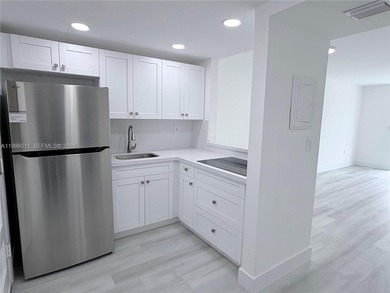 Beach Condo For Sale in Aventura, Florida