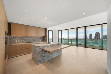 Beach Condo For Sale in Miami Beach, Florida