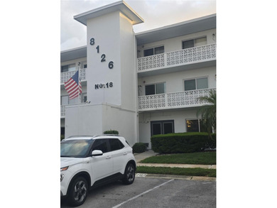 Beach Condo For Sale in Seminole, Florida