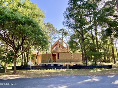 Beach Home For Sale in Beaufort, South Carolina