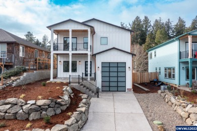 Beach Home Off Market in Lincoln City, Oregon