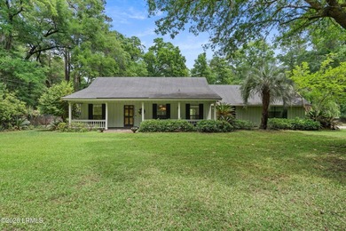 Beach Home For Sale in Beaufort, South Carolina