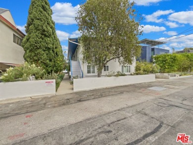 Beach Condo For Sale in Santa Monica, California