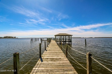 Beach Condo For Sale in Sealevel, North Carolina