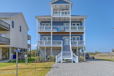Beach Home For Sale in North Topsail Beach, North Carolina
