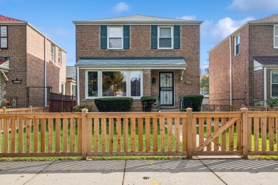 Beach Home Sale Pending in Chicago, Illinois