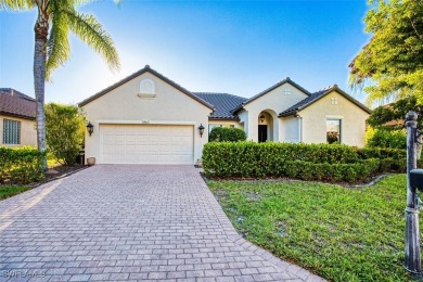 Beach Home For Sale in Fort Myers, Florida