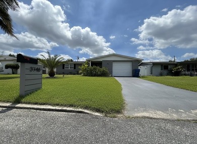 Beach Home Sale Pending in Holiday, Florida