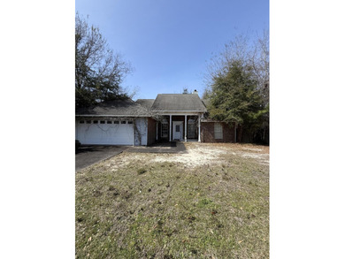 Beach Home Sale Pending in Fort Walton Beach, Florida