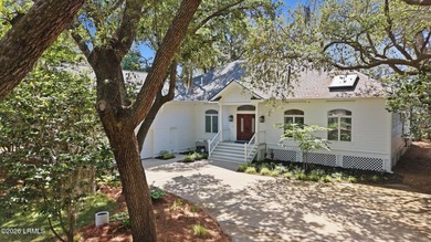 Beach Home For Sale in Beaufort, South Carolina