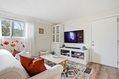 Beach Condo For Sale in Plymouth, Massachusetts