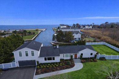 Beach Home For Sale in Bayport, New York