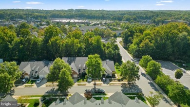 Beach Townhome/Townhouse For Sale in Edgewater, Maryland