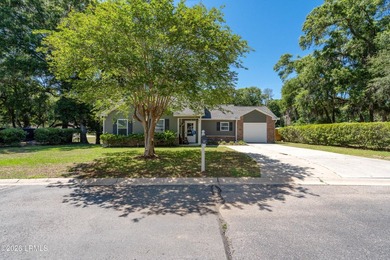 Beach Home For Sale in Beaufort, South Carolina