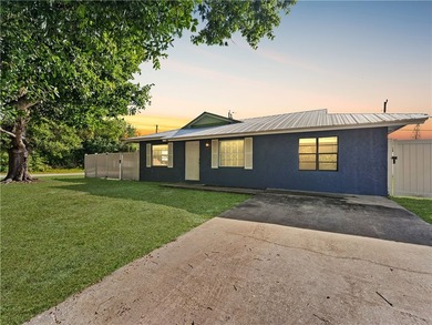 Beach Home For Sale in Vero Beach, Florida