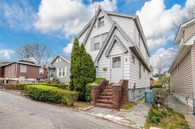 Beach Home For Sale in Bronx, New York