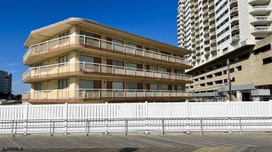 Beach Condo For Sale in Atlantic City, New Jersey