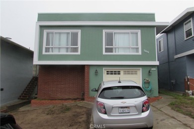 Beach Home For Sale in Daly City, California