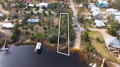 Beach Lot For Sale in Steinhatchee, Florida