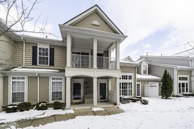 Beach Condo For Sale in Harrison, Michigan