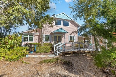 Beach Home For Sale in Cedar Key, Florida