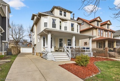 Beach Home Sale Pending in Lakewood, Ohio