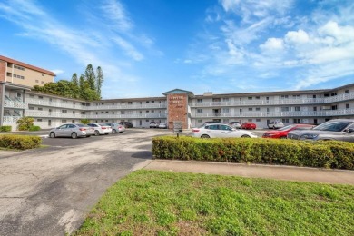 Beach Condo For Sale in Deerfield Beach, Florida